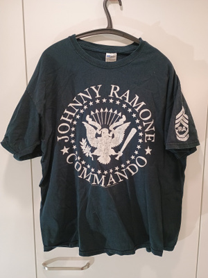 JOHNNY RAMONE COMMANDO T-PAITA KOKO XL