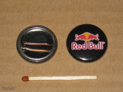 Red Bull rintanappi 1" (n2)