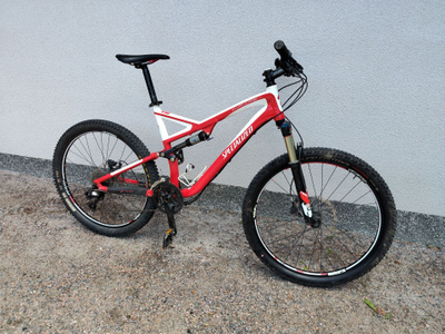 Stumpjumper FSR Comp maastopyörä