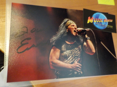 DAVE EVANS KUVA NIMMARILLA