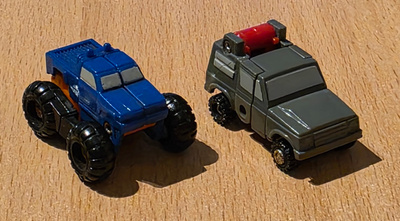 Transformers G1 OFF-ROAD PATROL (Micromasters) 1989