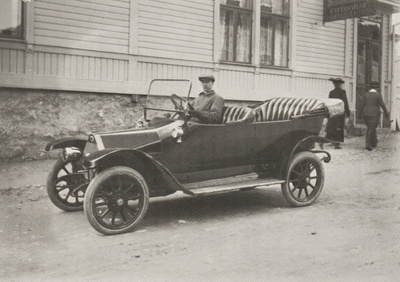 AUTOKORTTI - VANHA AVOAUTO