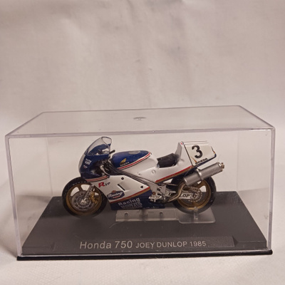 Keräilyesine Honda 750 moottoripyörä