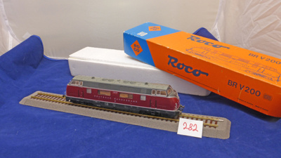 282 Rocon V 200 klassinen linjadieselveturi UUDENVEROINEN