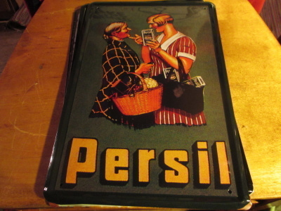 Peltikyltti mainos Persil