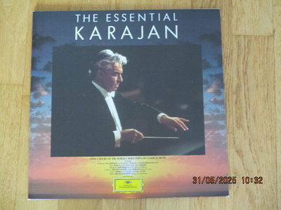 THE ESSENTIAL KARAJAN (2 x LP)