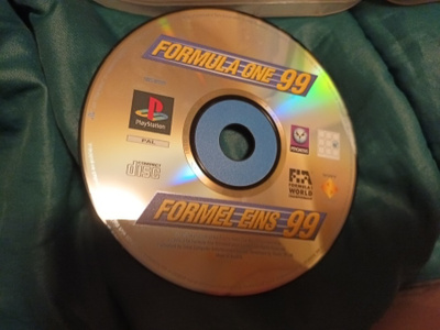SLES-02222 Sony PlayStation 1 Formula One 99 peli L