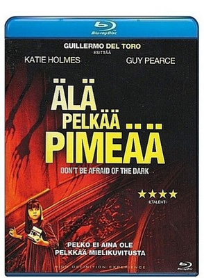 Älä Pelkää Pimeää blu-ray