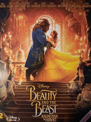 KAUNOTAR JA HIRVIÖ / BEAUTY AND THE BEAST  BLU-RAY