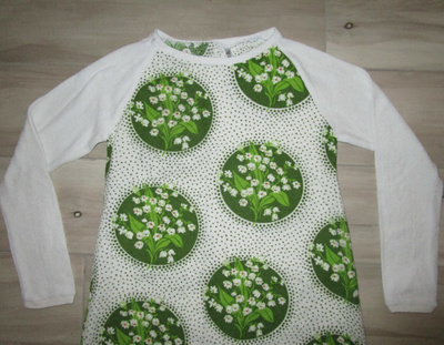 Kielo mekko 9-10 vuotiaalle, käsityötä, UUSI!