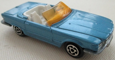 Mercedes-Benz 350 SL Roadster Blue 1973 Majorette Scale 1:60