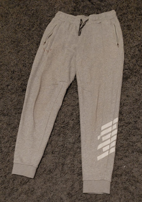 Superdry harmaat verkkarit koko M miesten