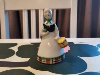 Arabia Saunottaja -figuuri