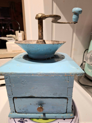 VINTAGE KAHVIMYLLY