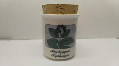 Arabia Maustepippuri maustepurkki, Veikko Roininen