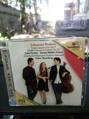 SACD FISHER / MULLER-SCHOTT / KREITZBERG : BRAHMS