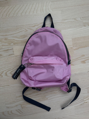 Tommy Hilfiger reppu pinkki käyttämätön