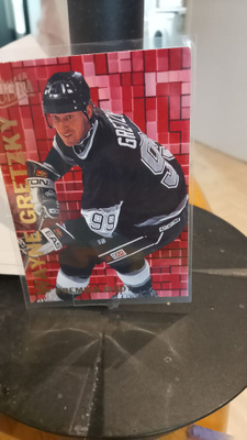 Premier pivot Wayne gretzky
