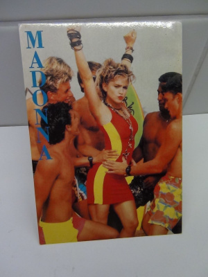 MADONNA --  KULKEMATON