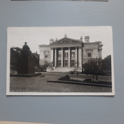 PK Helsinki Säätytalo, Snellmanin patsas k-35