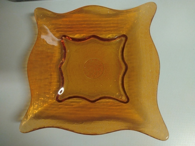 Tarjoilulautanen 16 x 16 cm