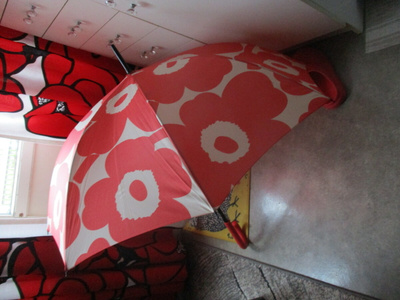 MARIMEKKO UNIKKO STICK SATEENVARJO KÄYTTÄMÄTÖN