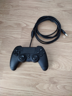 Playstation PS4 langallinen ohjain