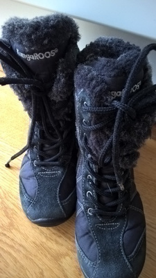 Mustat Kangaroos Hazel Roostex Jalkineet - Unisex - koko 30
