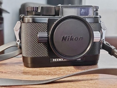 Nikon Nikonos III
