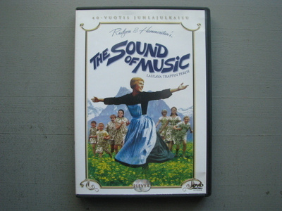 THE SOUND OF MUSIC ( Julie Andrews )