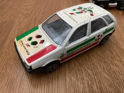 Fiat Tipo Burago pienoismalli n 1/43