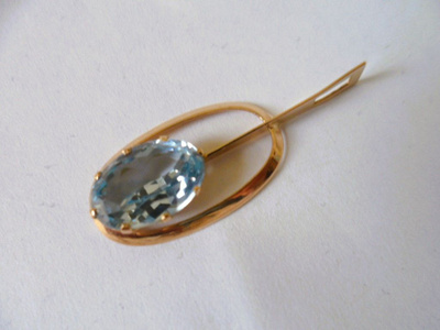 Kultainen kiviriipus 14K