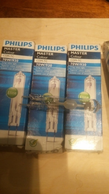 2kpl Philips 70W/930 CDM-TC Monimetallil.