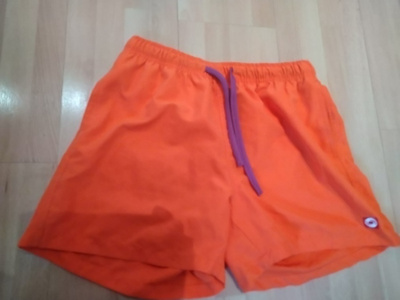 Waveline oranssit shortsit M-koko