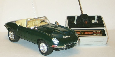 Radio-ohjattava Jaguar E-type "New Bright"