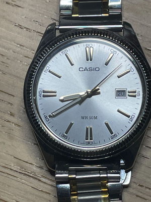 Rannekello Casio