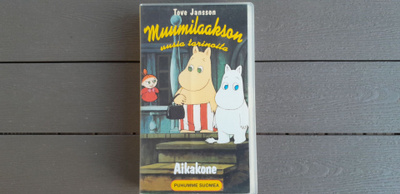 VHS: Aikakone - Muumilaakson Uusia Tarinoita (1995)