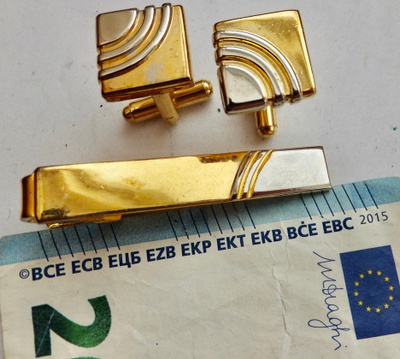VANHAT Kalvosinnapit + Solmioneula KOMEAT