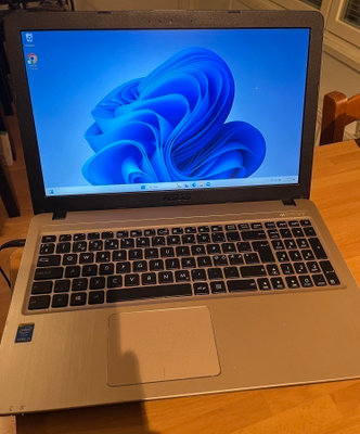 ASUS Kannettava tietokone X540L (Win 11)