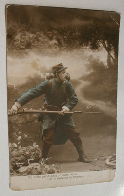 Sotilas puolustaa maataan ase ja pistin tanassa, WWI, MSI