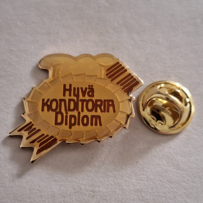 HYVÄ KONDITORIA DIPLOM PINSSI