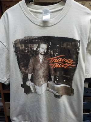 TRAVIS TRITT 2004 UUSI KIERTUE T-PAITA KOKO XL