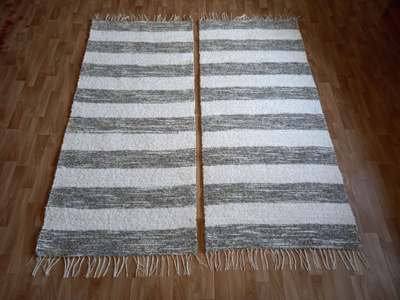 Harmaa / valkoiset matot 174x75cm (1)