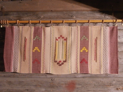 SEINÄVAATE  5.  RUSKEABEIGERAIDALLINEN