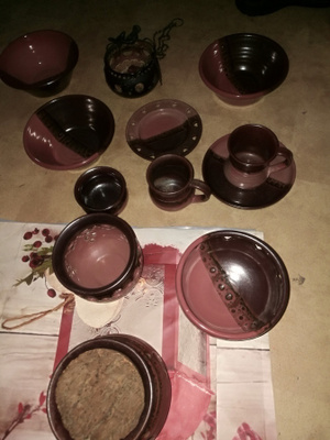 Ap-Kustavin savi hand made 11 osaa:tuikku sipuli astia kupit