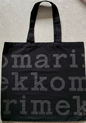MARIMEKKO MUSTA LOGOKASSI