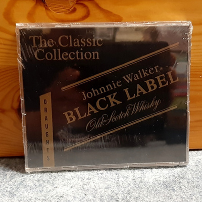 Johnny Walker black label tammipeli uusi