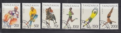 Tanzania kesäurheilu merkkejä.