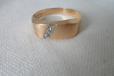Kantasormus timanteilla Kulta 14K koko 18-19