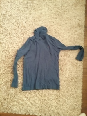**ale! ESPRIT TRIKOO POOLO PAITA, SIISTI 128-134cm **